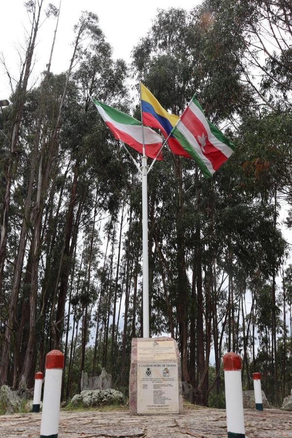Hotel Lancers - Pantano De Vargas Paipa Boyaca 外观 照片